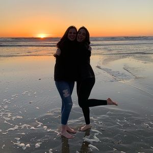 Meet your Posher, Alexis